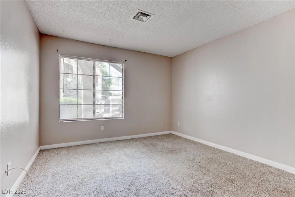 4860 Nara Vista, Las Vegas, NV 89103
