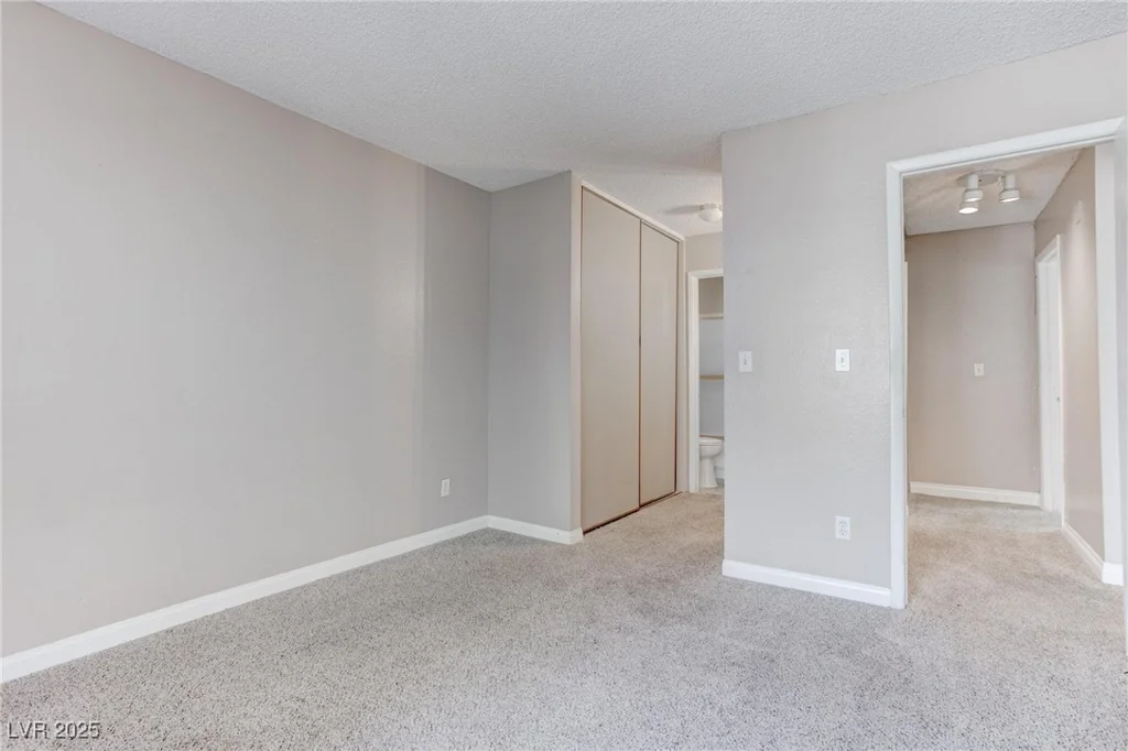 4860 Nara Vista, Las Vegas, NV 89103