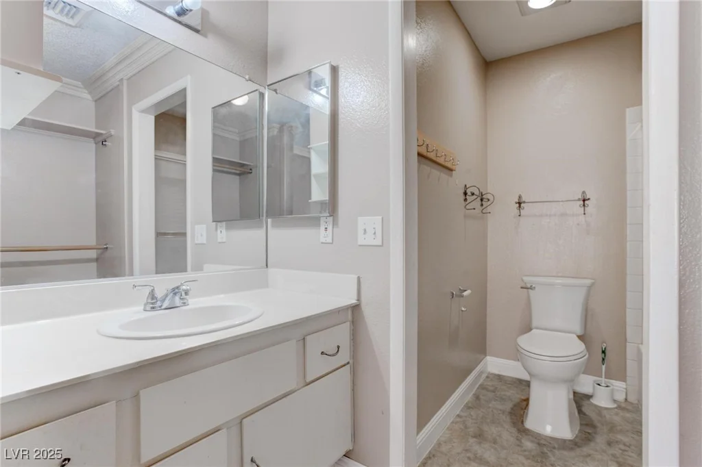 4860 Nara Vista, Las Vegas, NV 89103