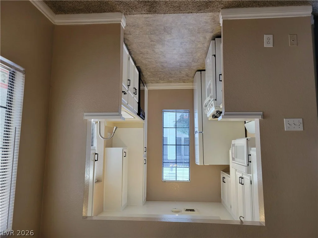 4860 Nara Vista, Las Vegas, NV 89103