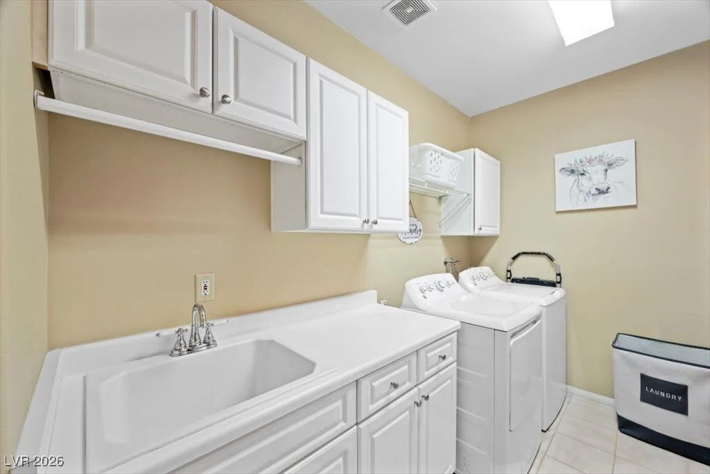 2050 Warm Springs, Henderson, NV 89014