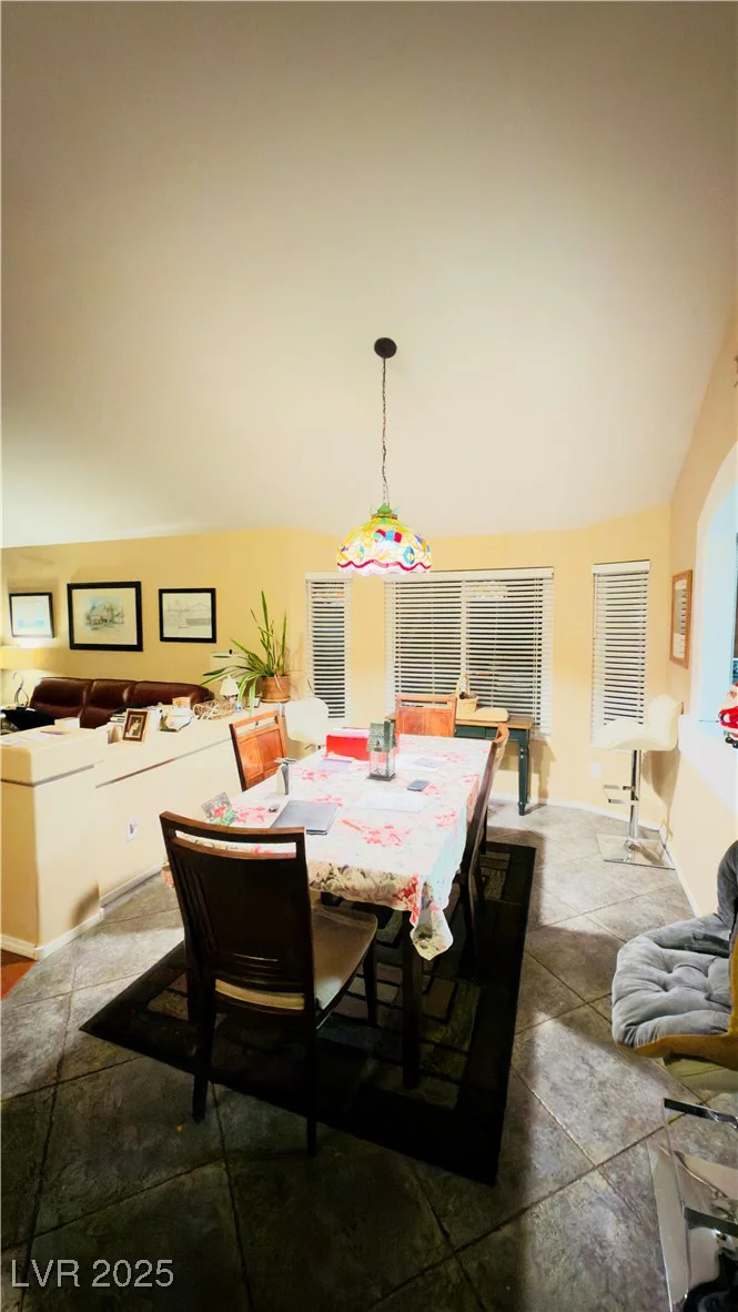 8717 Autumn Wreath, Las Vegas, NV 89129