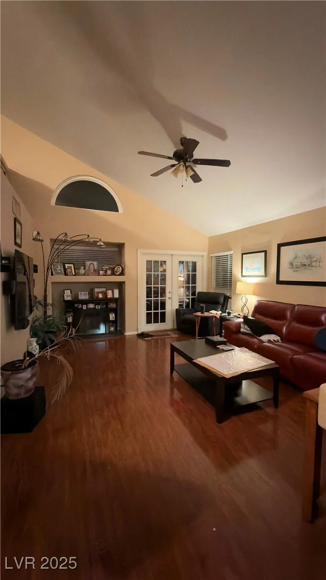 8717 Autumn Wreath, Las Vegas, NV 89129