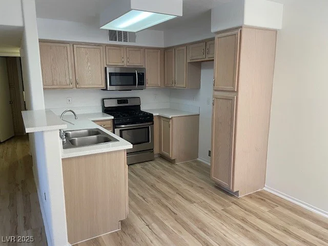 5130 Mandalay Springs, Las Vegas, NV 89120