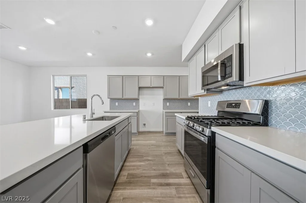 119 Tardando, Henderson, NV 89015