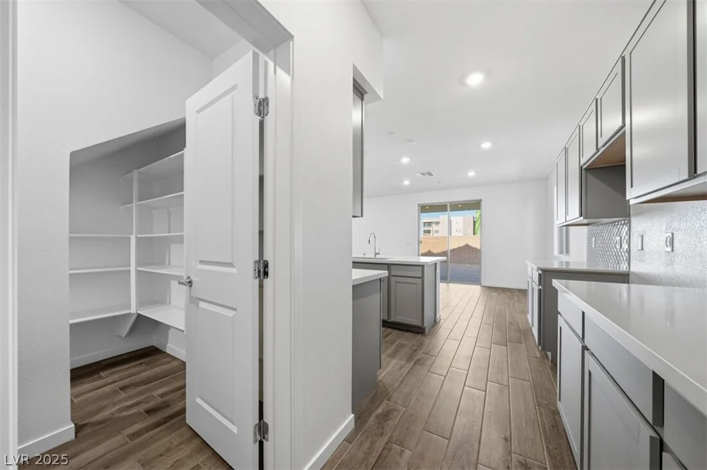119 Tardando, Henderson, NV 89015