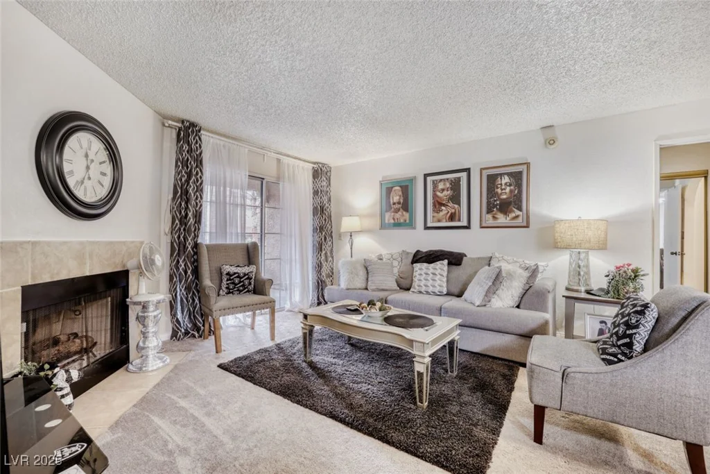 2200 Fort Apache, Las Vegas, NV 89117