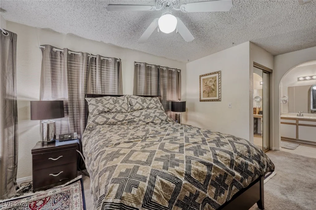 2200 Fort Apache, Las Vegas, NV 89117
