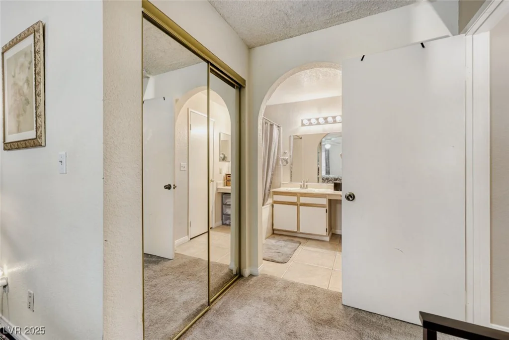 2200 Fort Apache, Las Vegas, NV 89117