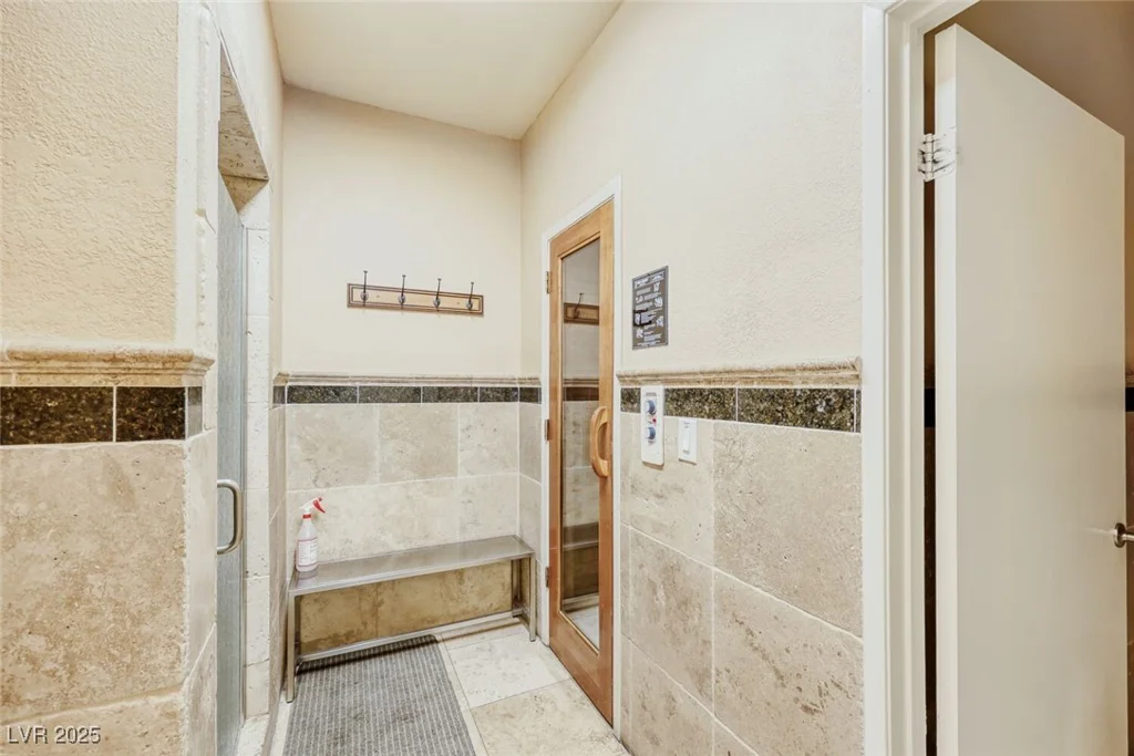 2200 Fort Apache, Las Vegas, NV 89117