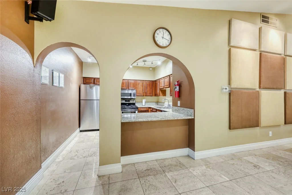 2200 Fort Apache, Las Vegas, NV 89117