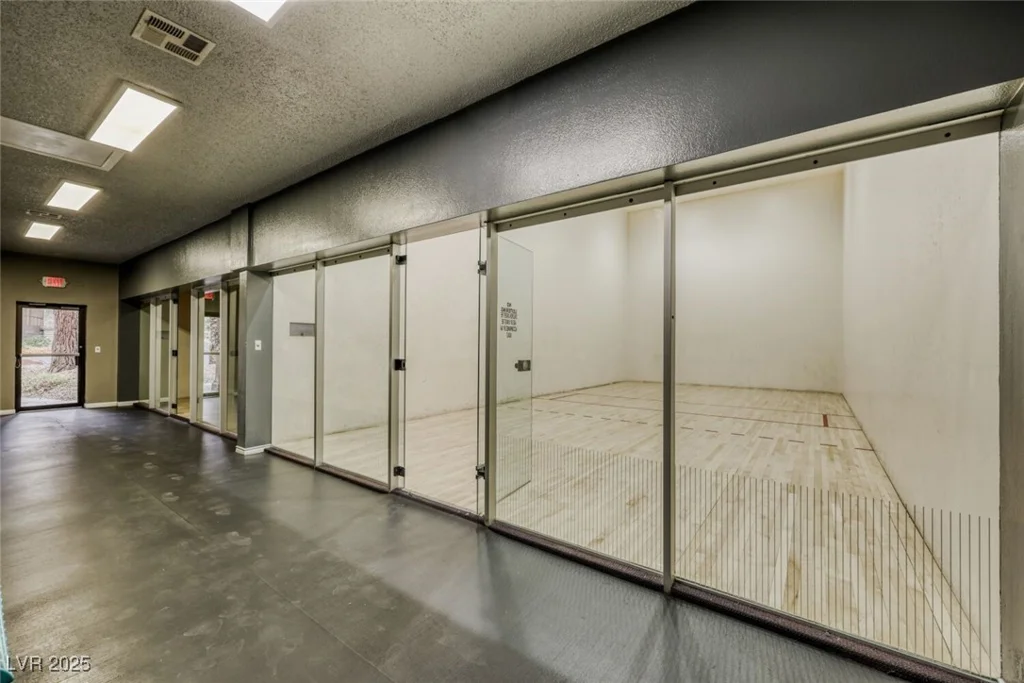 2200 Fort Apache, Las Vegas, NV 89117