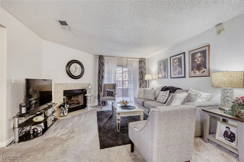 2200 Fort Apache, Las Vegas, NV 89117