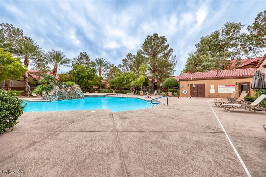2200 Fort Apache, Las Vegas, NV 89117