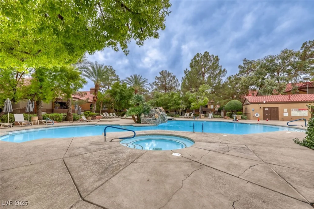 2200 Fort Apache, Las Vegas, NV 89117