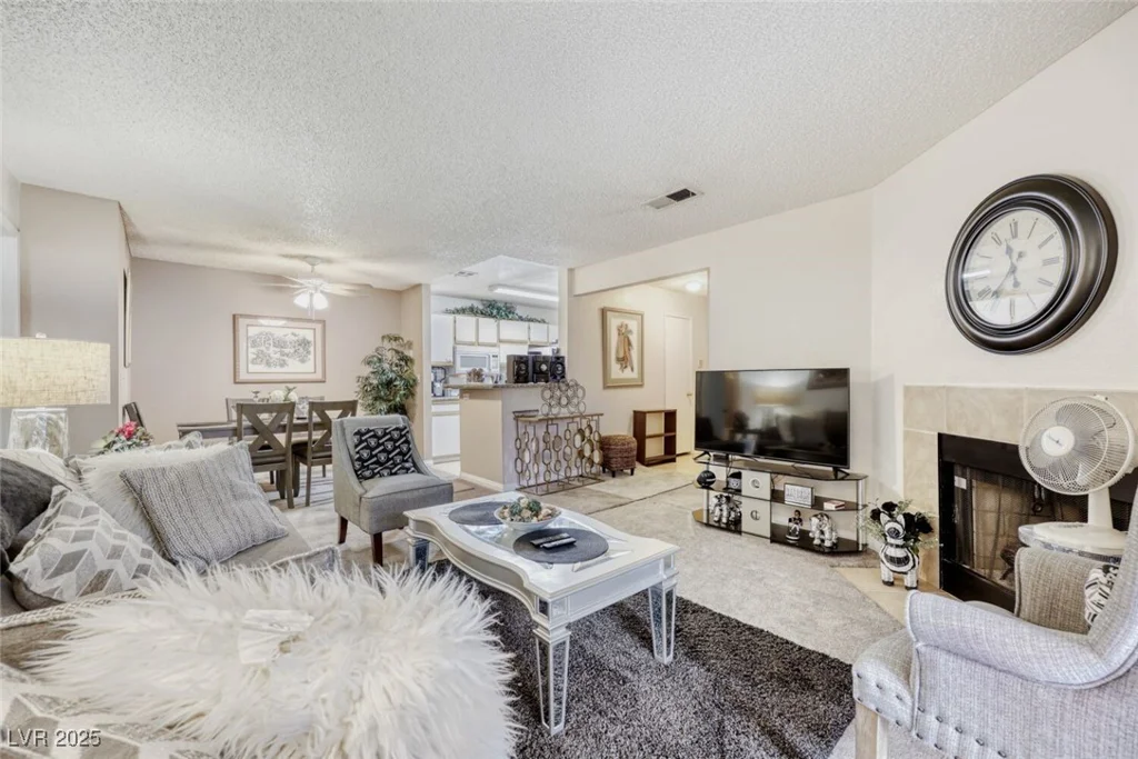 2200 Fort Apache, Las Vegas, NV 89117