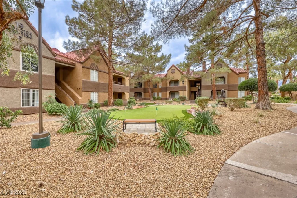 2200 Fort Apache, Las Vegas, NV 89117