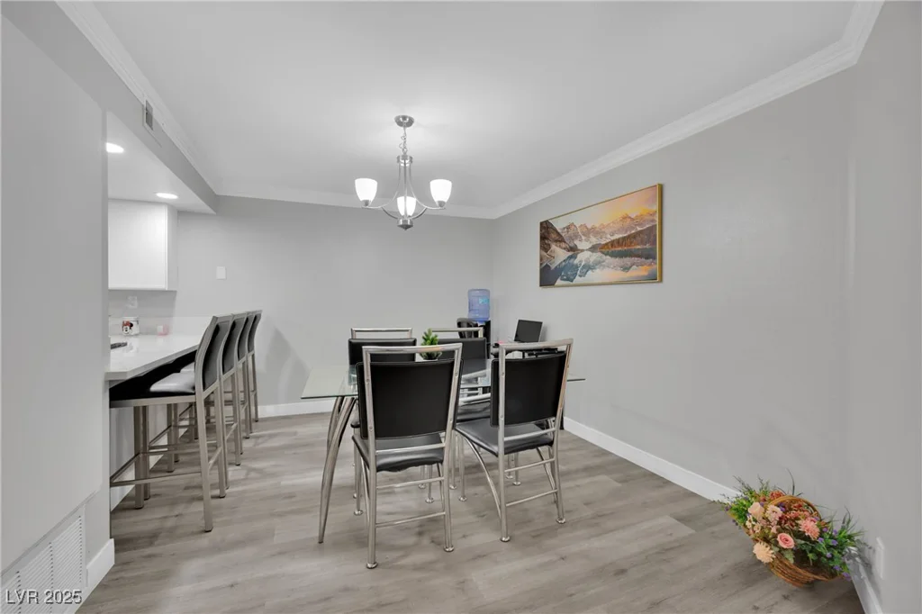 2080 Karen, Las Vegas, NV 89169