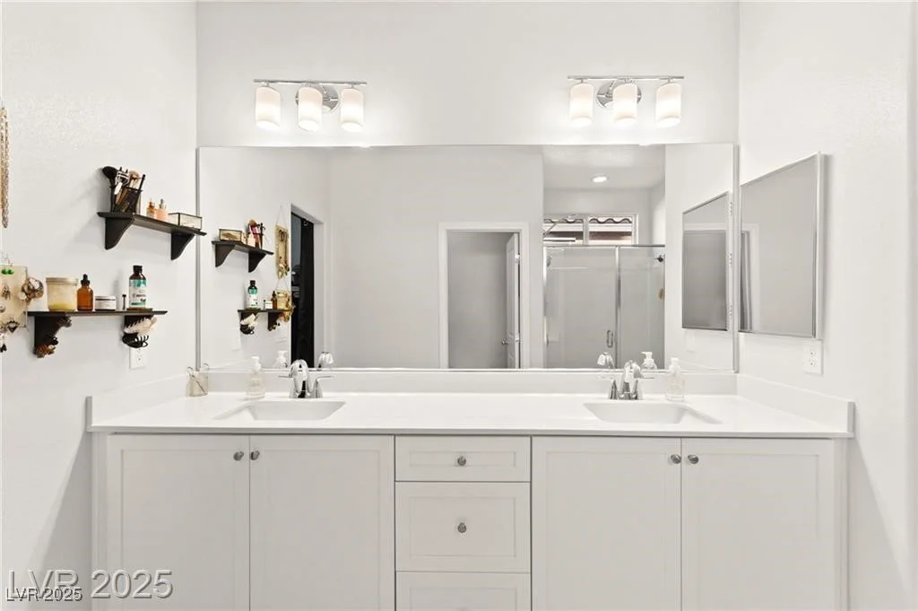 49 Sonata Dawn, Henderson, NV 89011