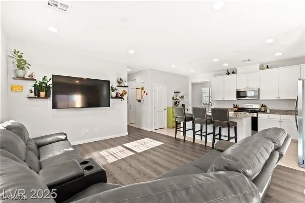 49 Sonata Dawn, Henderson, NV 89011
