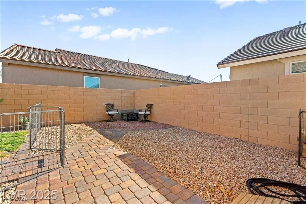 49 Sonata Dawn, Henderson, NV 89011