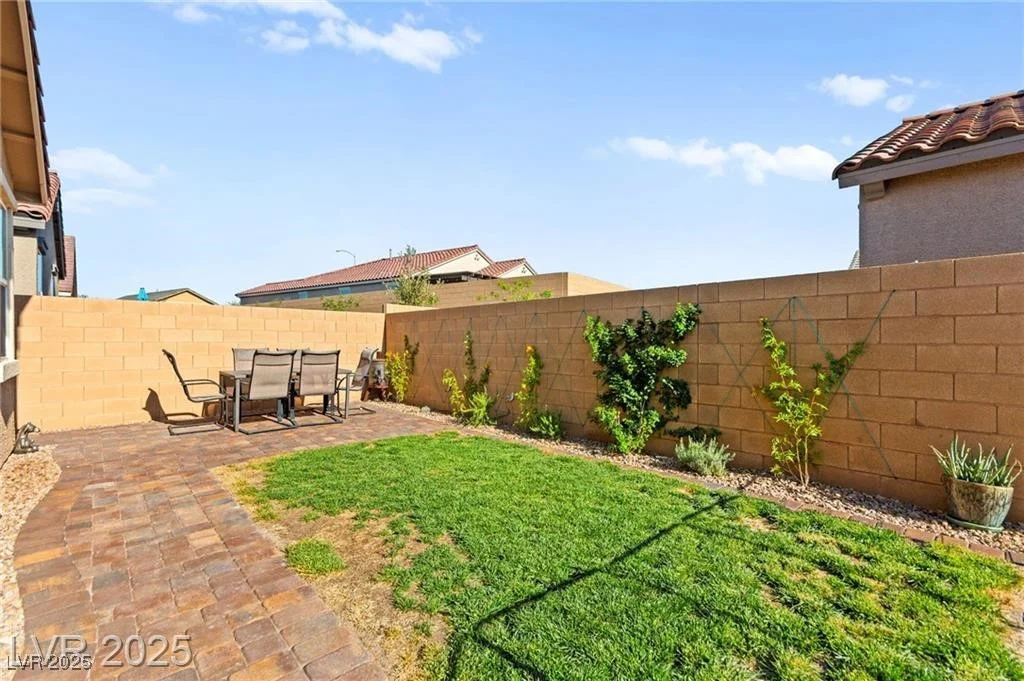 49 Sonata Dawn, Henderson, NV 89011