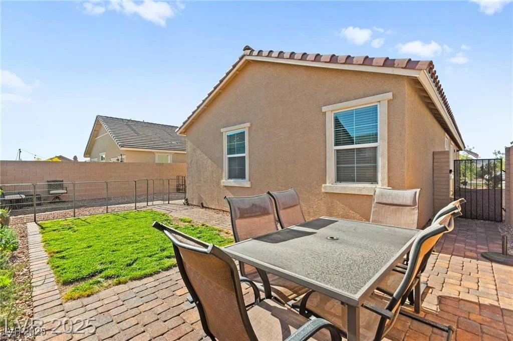 49 Sonata Dawn, Henderson, NV 89011