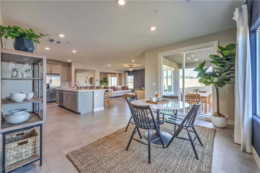 1011 FOREST FALCON, Henderson, NV 89011