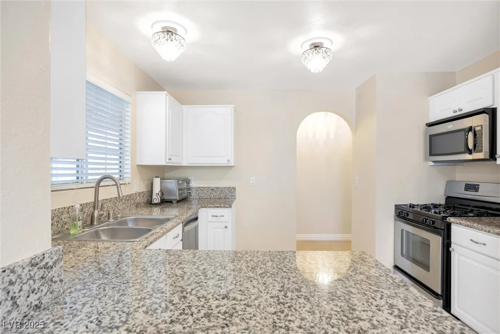 2200 Fort Apache, Las Vegas, NV 89117