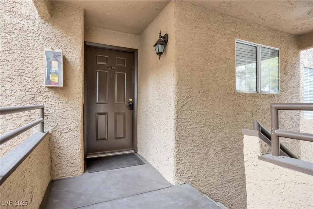 2200 Fort Apache, Las Vegas, NV 89117