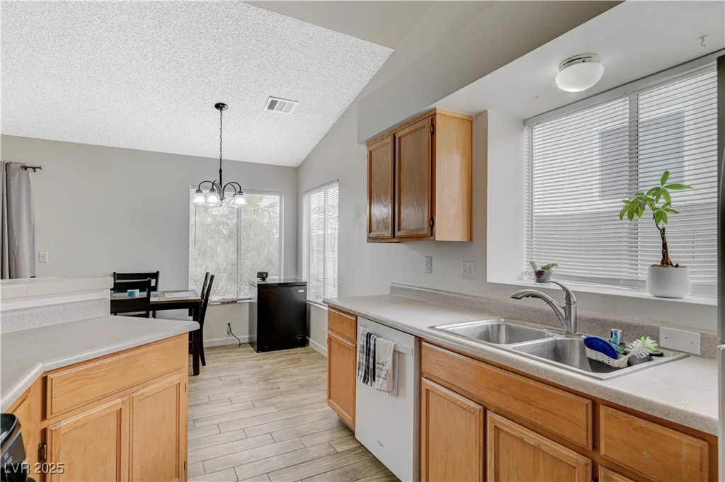 954 Chaps, Henderson, NV 89002
