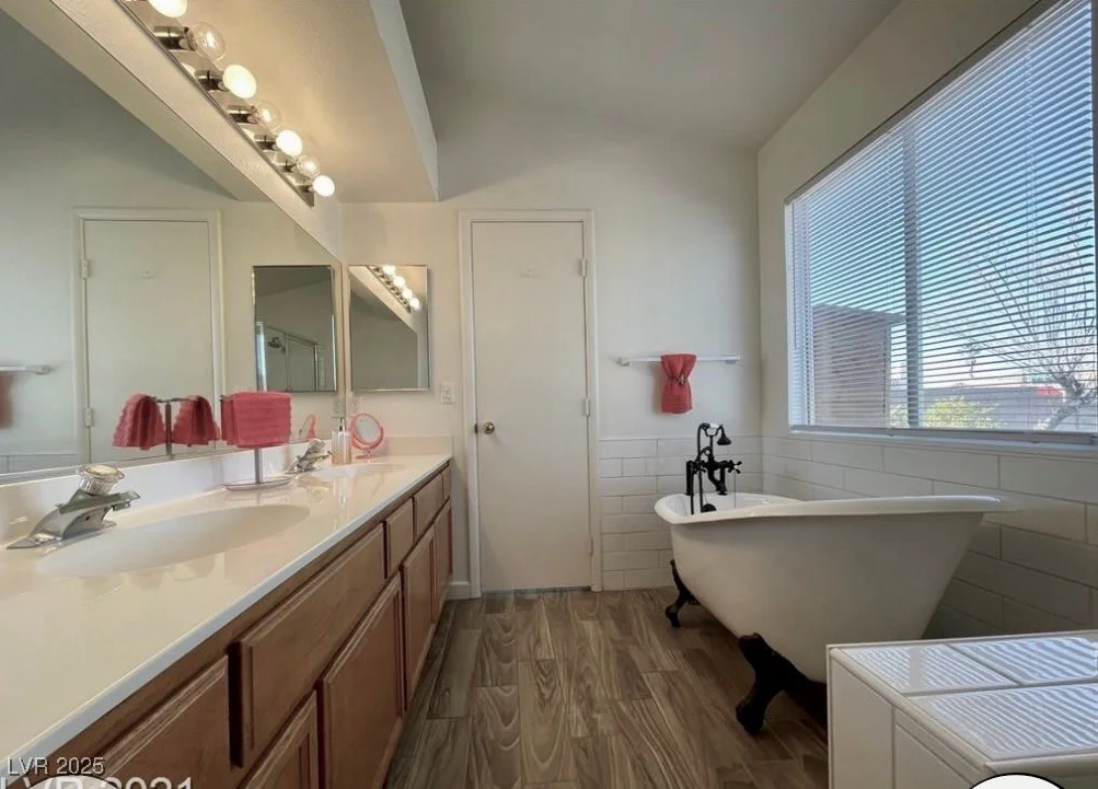 954 Chaps, Henderson, NV 89002