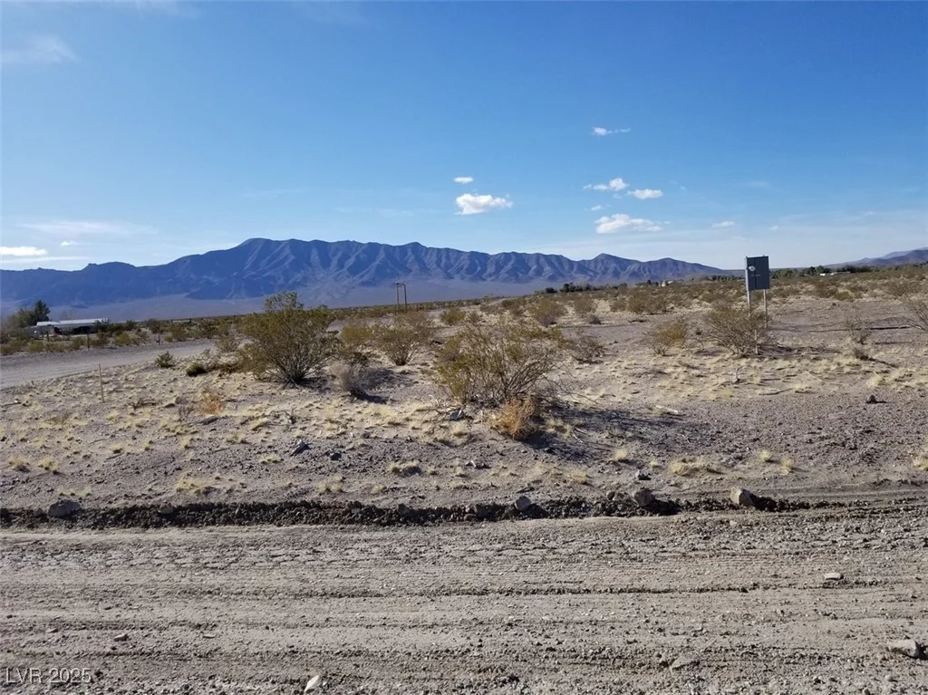 1640 Valley View, Amargosa Valley, NV 89020