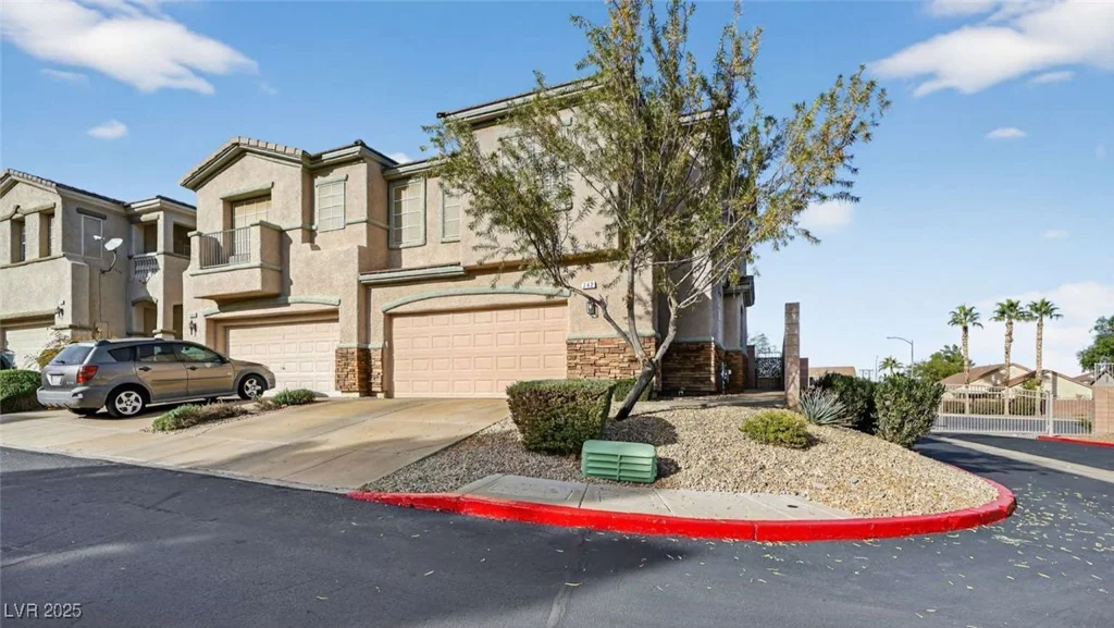 742 Solitude Point, Henderson, NV 89012