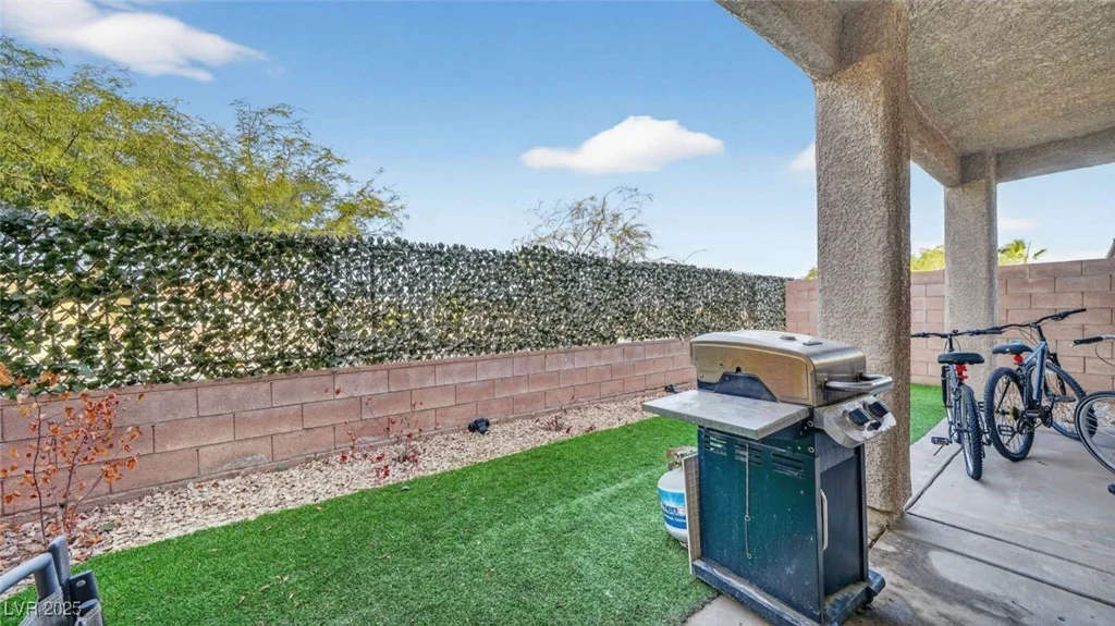 742 Solitude Point, Henderson, NV 89012