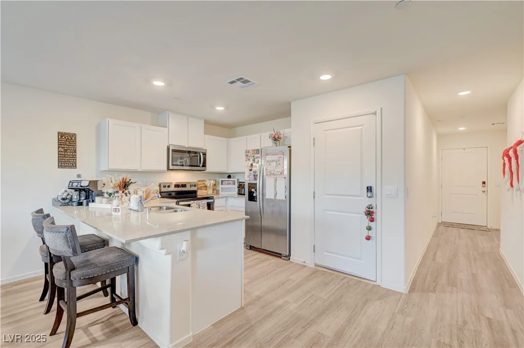 2570 Petunia Garden, North Las Vegas, NV 89081