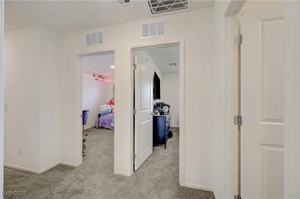 2570 Petunia Garden, North Las Vegas, NV 89081