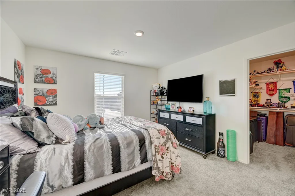 2570 Petunia Garden, North Las Vegas, NV 89081