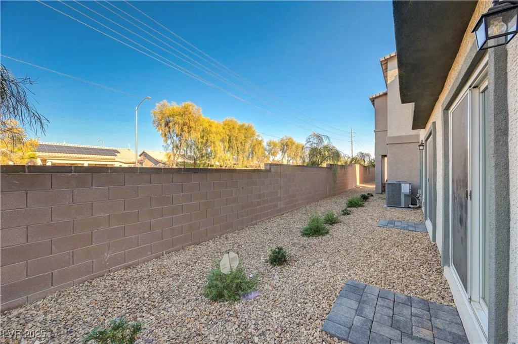 2570 Petunia Garden, North Las Vegas, NV 89081