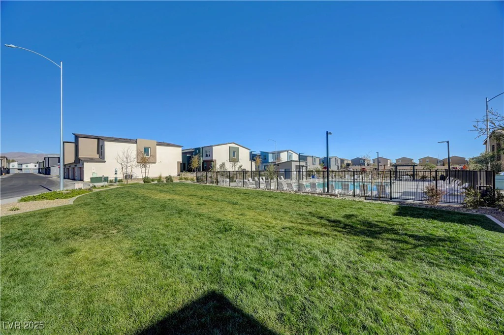 2570 Petunia Garden, North Las Vegas, NV 89081