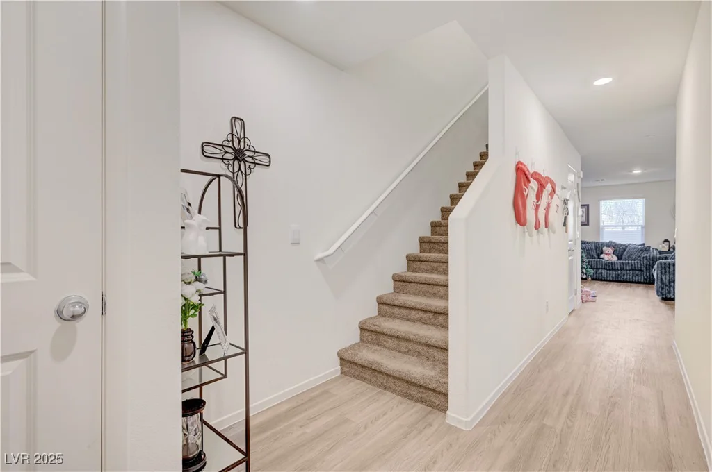2570 Petunia Garden, North Las Vegas, NV 89081