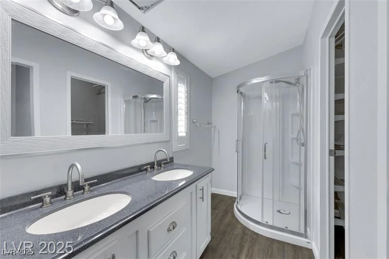 5218 Tupelo, Las Vegas, NV 89122