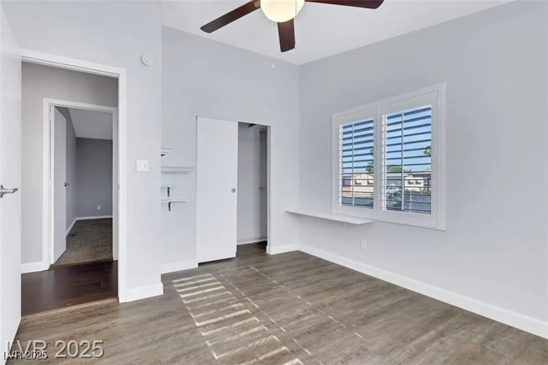 5218 Tupelo, Las Vegas, NV 89122