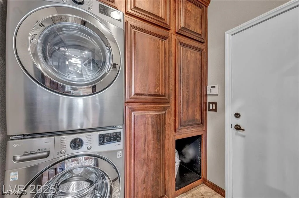 10520 Maystar, Las Vegas, NV 89135