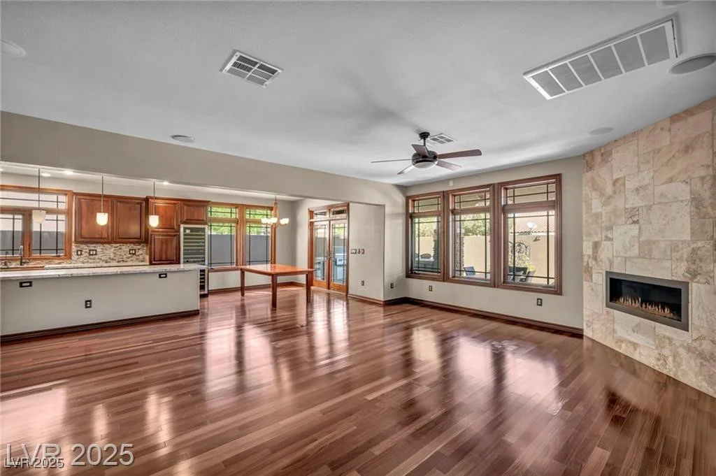 10520 Maystar, Las Vegas, NV 89135