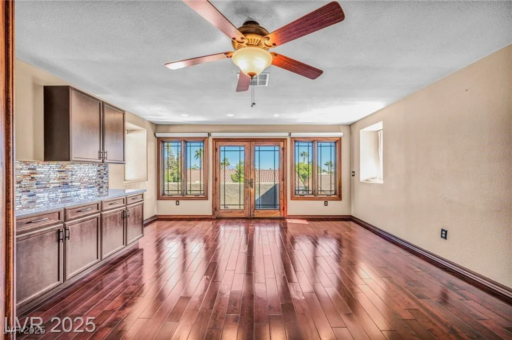 10520 Maystar, Las Vegas, NV 89135