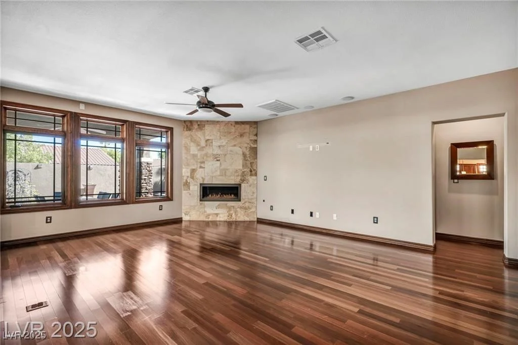 10520 Maystar, Las Vegas, NV 89135