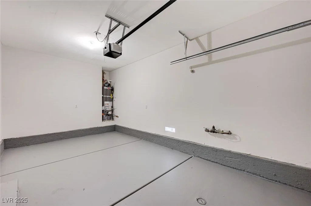 10038 Crisp Clover, Las Vegas, NV 89183