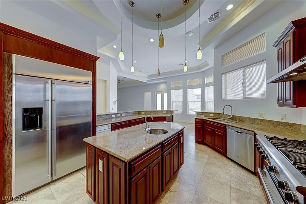 5645 Chieftain, Las Vegas, NV 89149