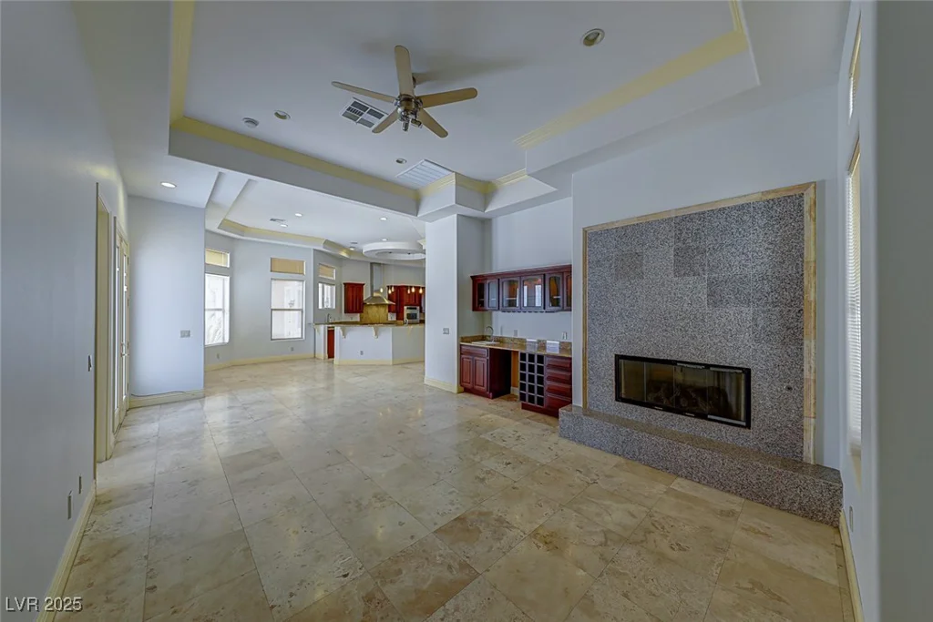 5645 Chieftain, Las Vegas, NV 89149